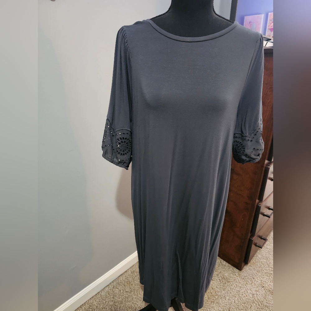 LOFT Dress w/ eyelet sleeve detail